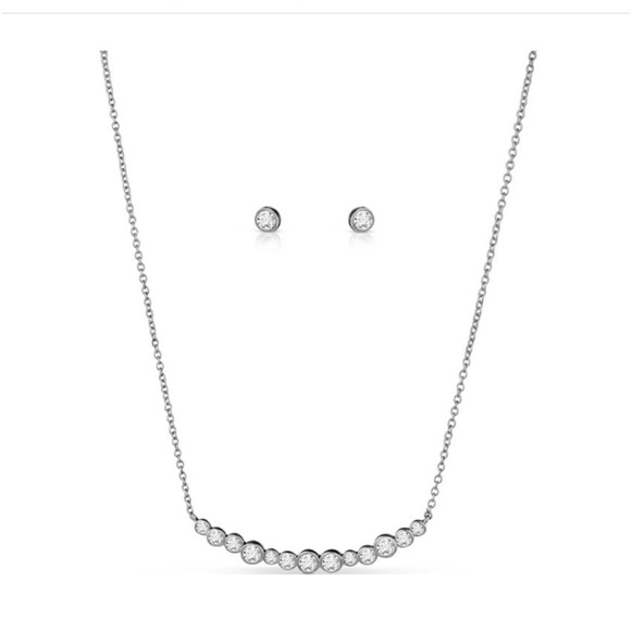 KENNETH JAY LANE CZ BEZEL SET BAR NECKLACE AND STUD SET - Picture 2 of 14